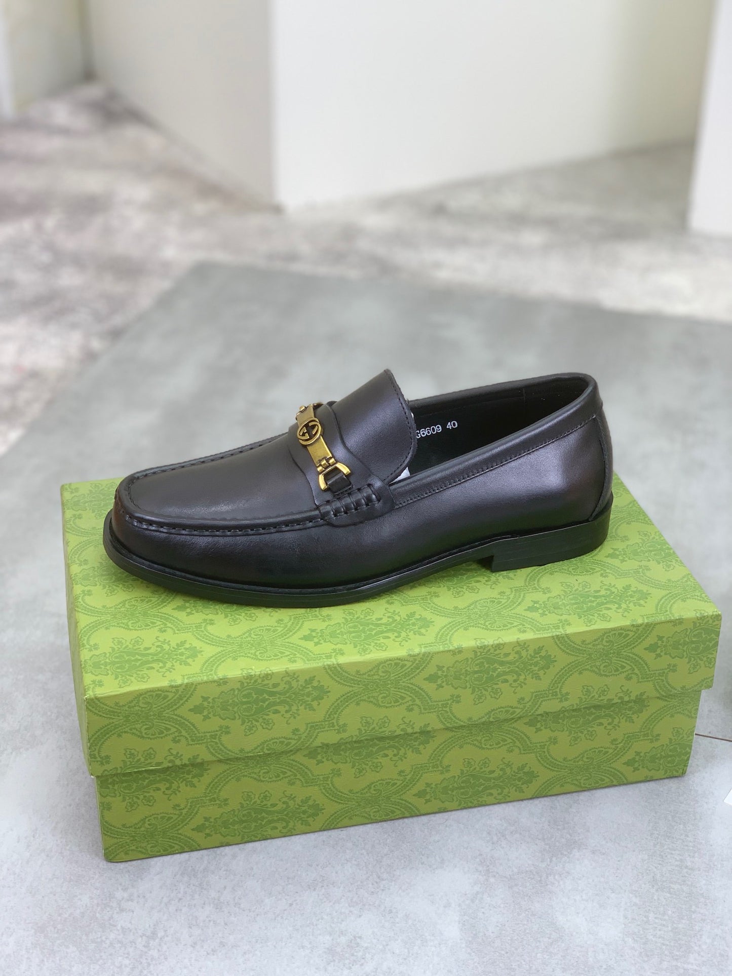 Gucci shoes GG loafer with Horsebit TB970270