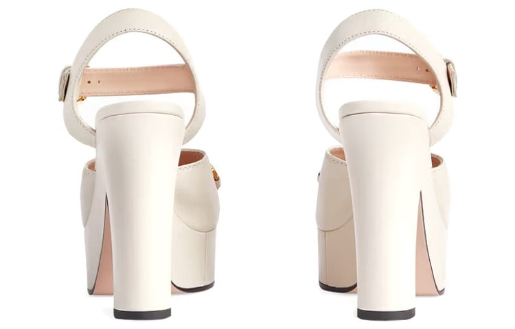 (WMNS) Gucci Ankle-Strapped Platform Sandals with Horsebit 'White' 674776-BKO00-9049