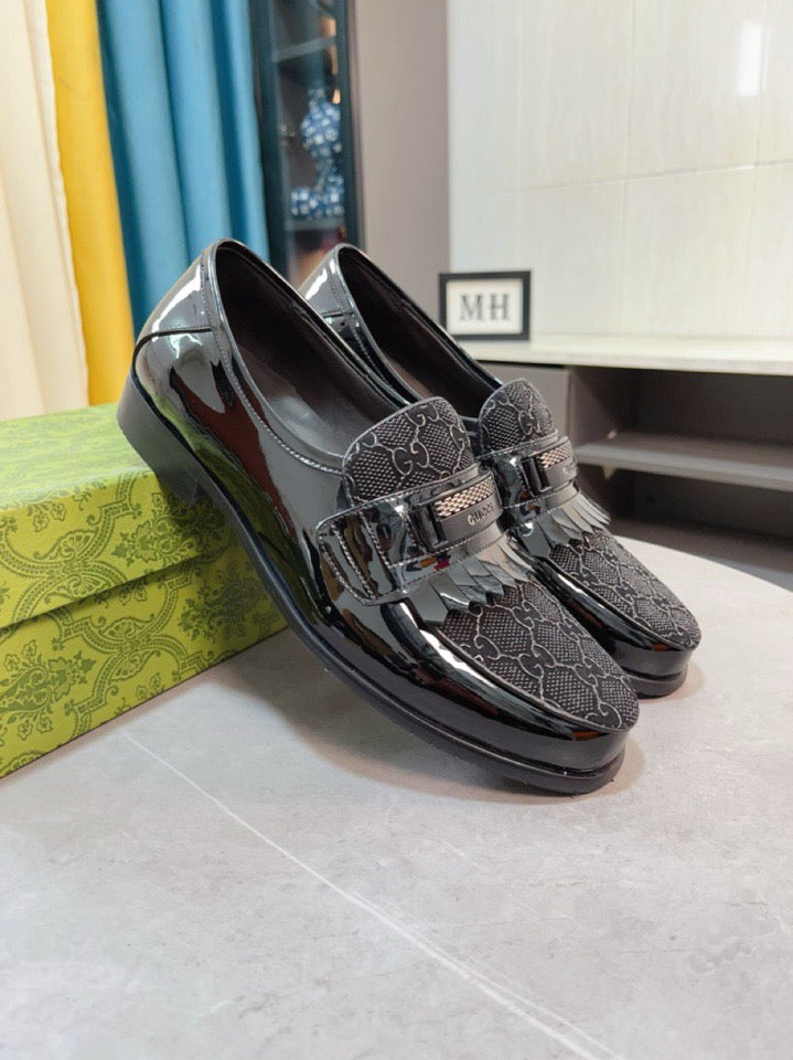 Gucci shoes TB934280
