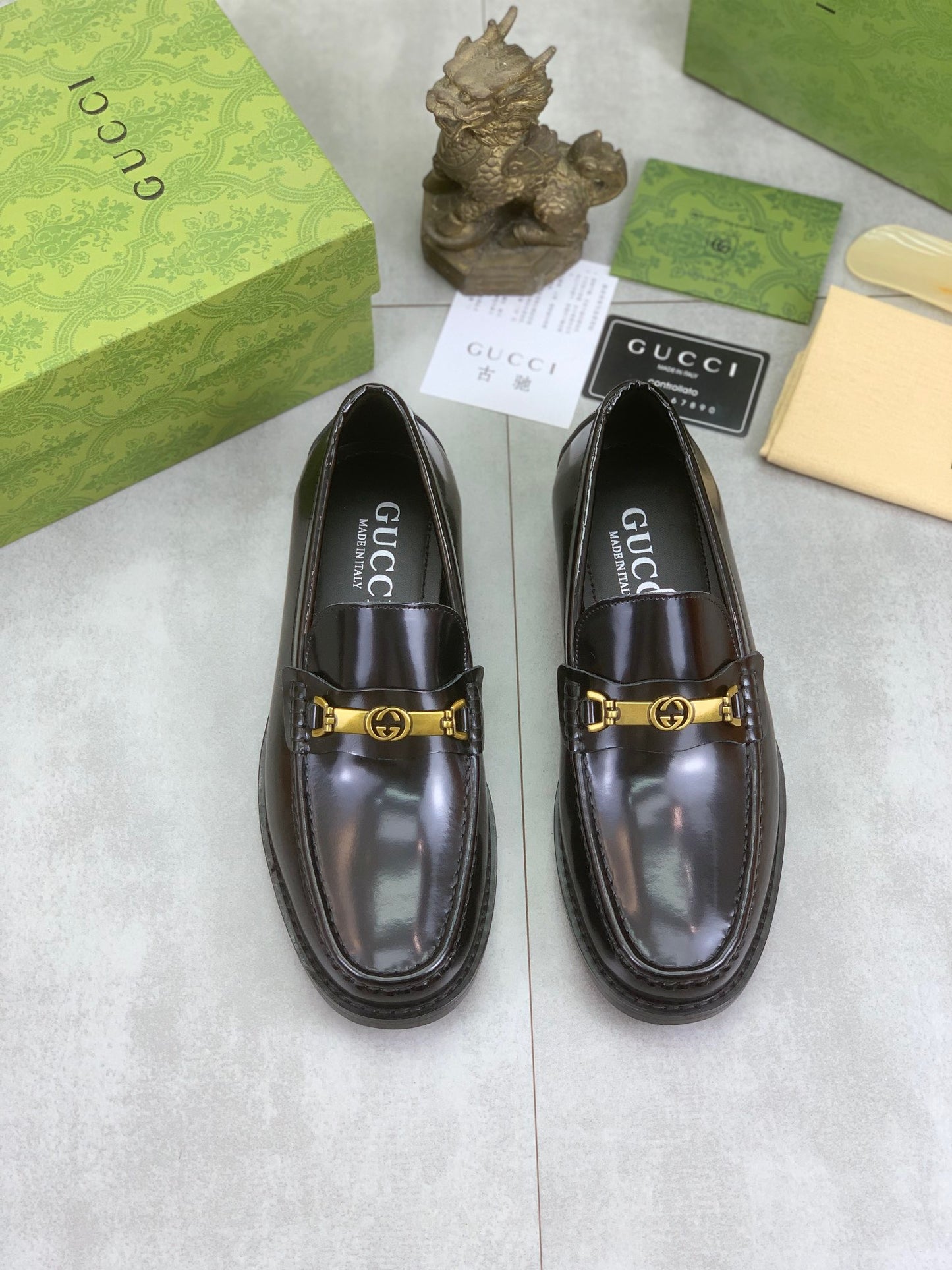 Gucci shoes GG loafer with Horsebit TB970270