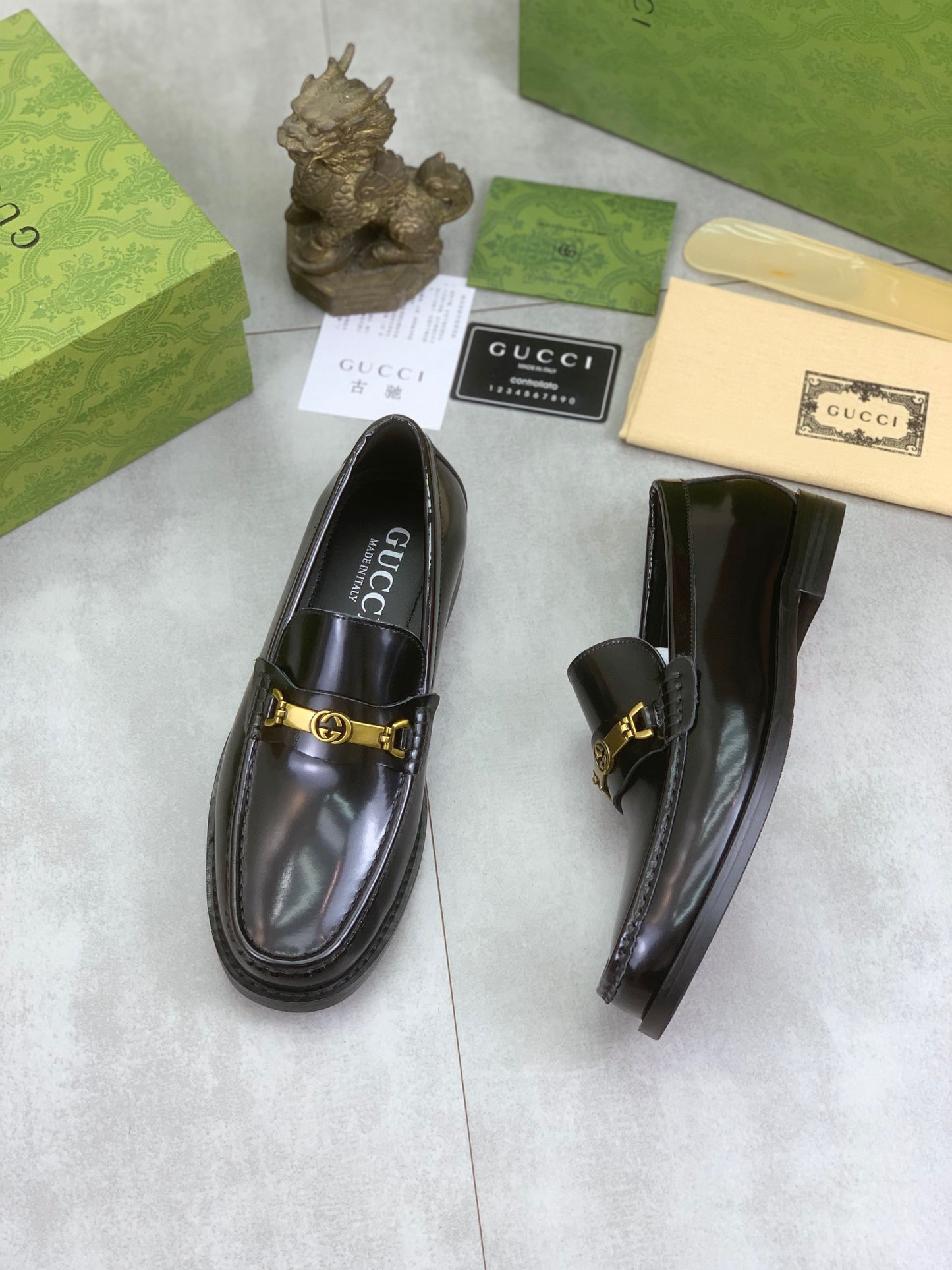 Gucci shoes GG loafer with Horsebit TB970270