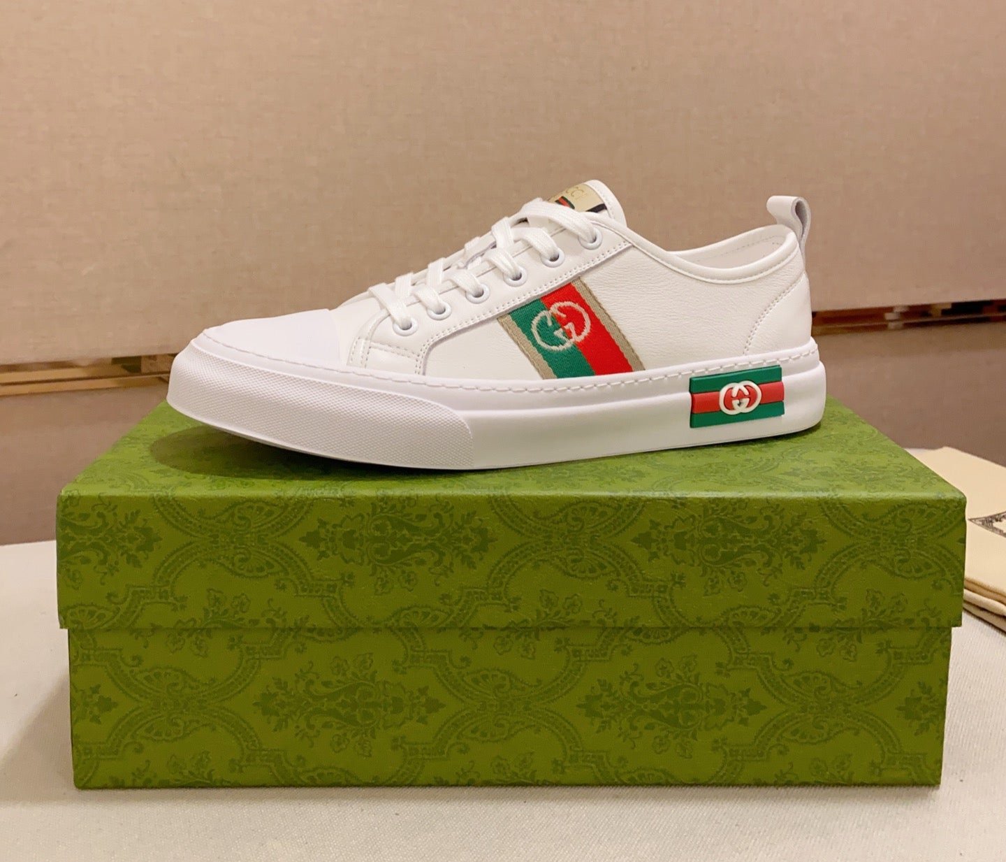 Gucci shoes GCIA08
