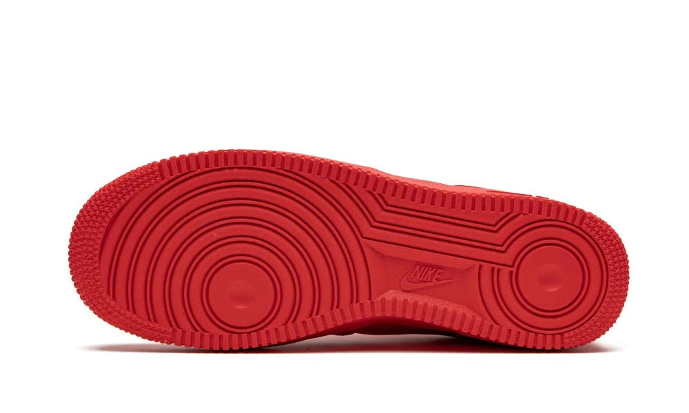 AIR FORCE 1 '07 LV8 "Triple Red"