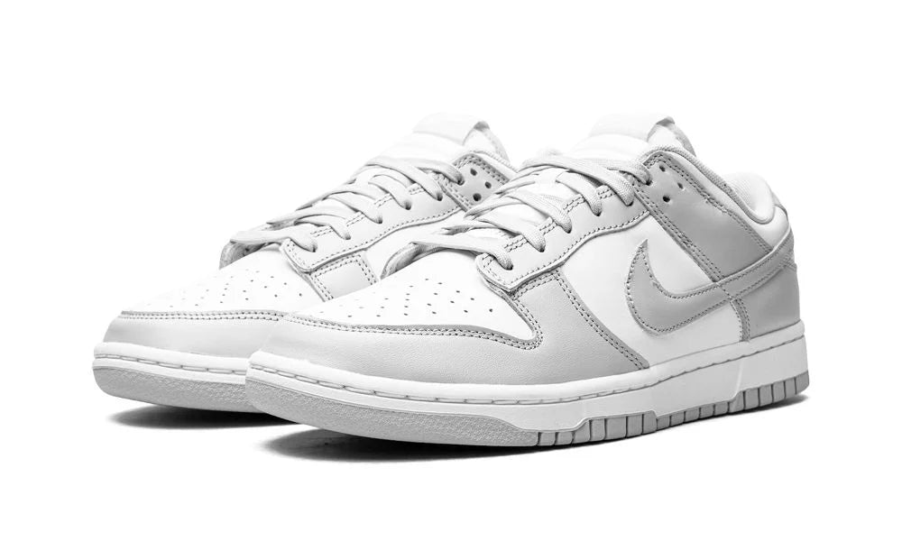 DUNK LOW "Photon Dust"