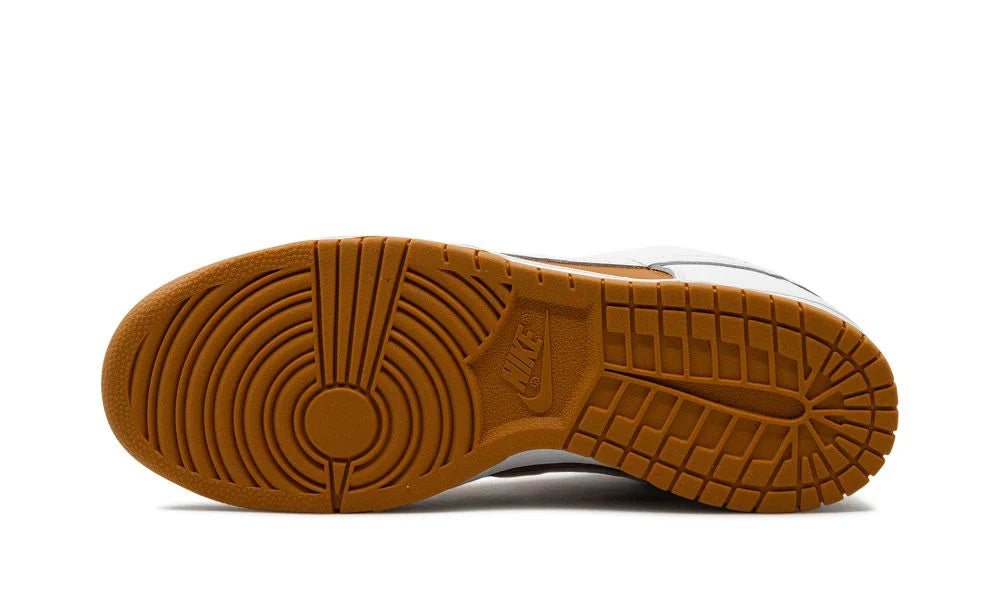 DUNK LOW "Reverse Curry"