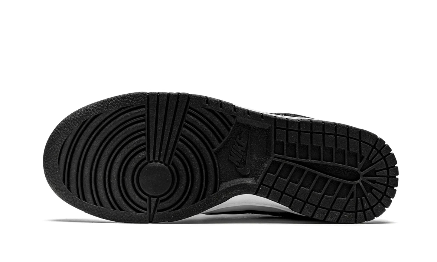 DUNK LOW "Panda - Black / White"
